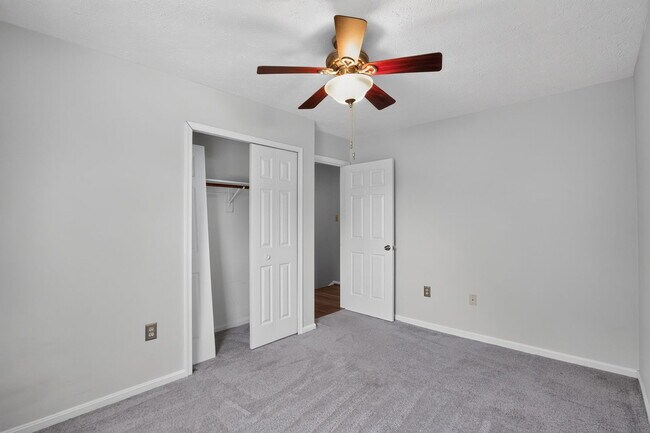 Building Photo - 6003 Bobcat Ct