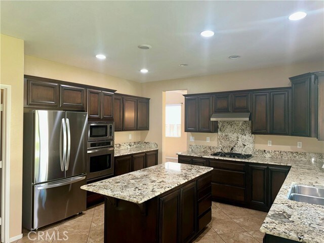 Building Photo - 35838 Banyan Rim Dr