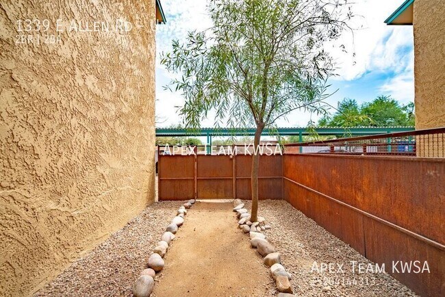 Building Photo - 1339 E Allen Rd