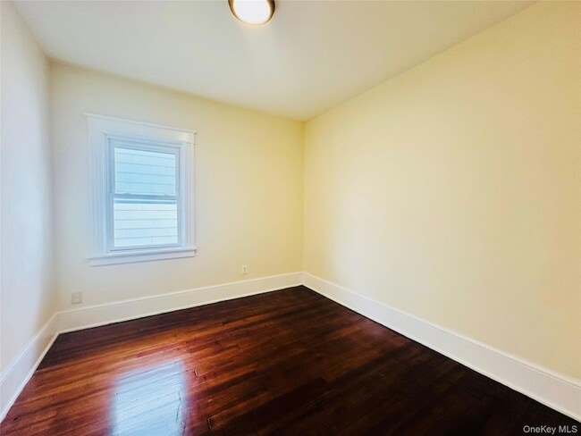 Building Photo - 71 N Hamilton St