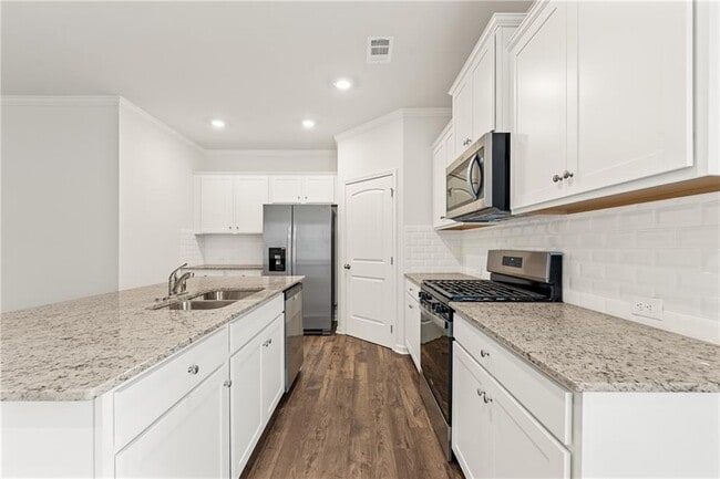 Building Photo - 3111 Greyton Dr