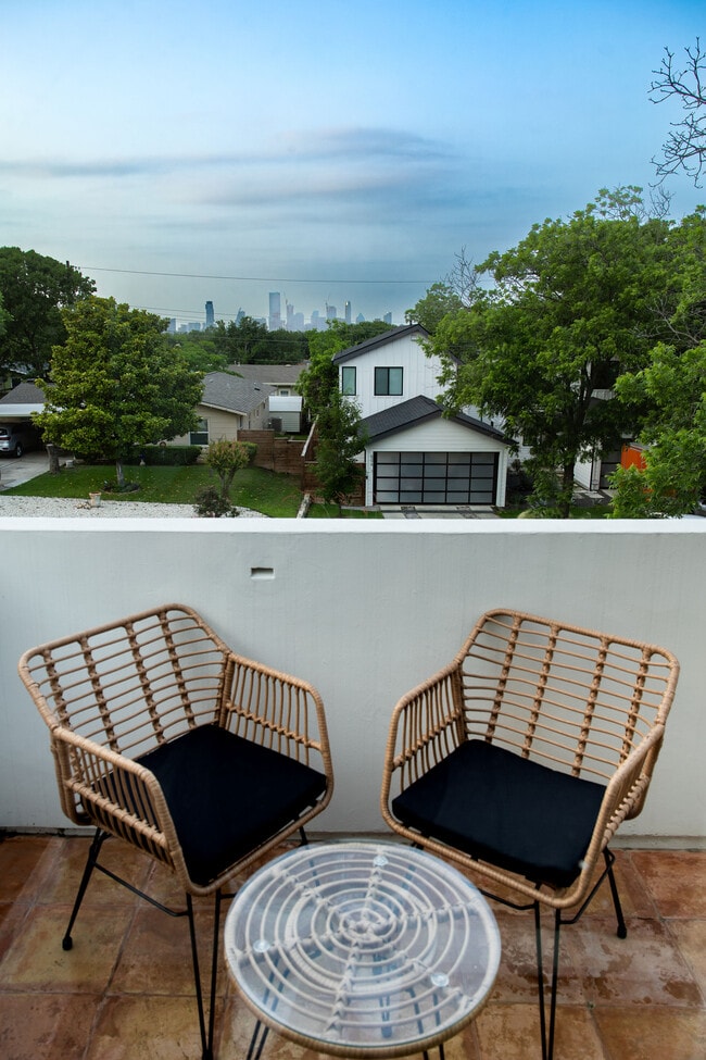 Building Photo - 507 S Park Dr