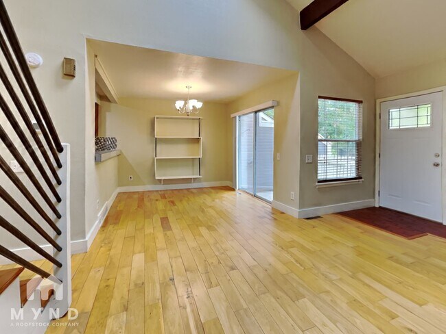 Building Photo - 2002 S Helena St