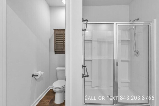 Building Photo - 473 Cedarview Rd