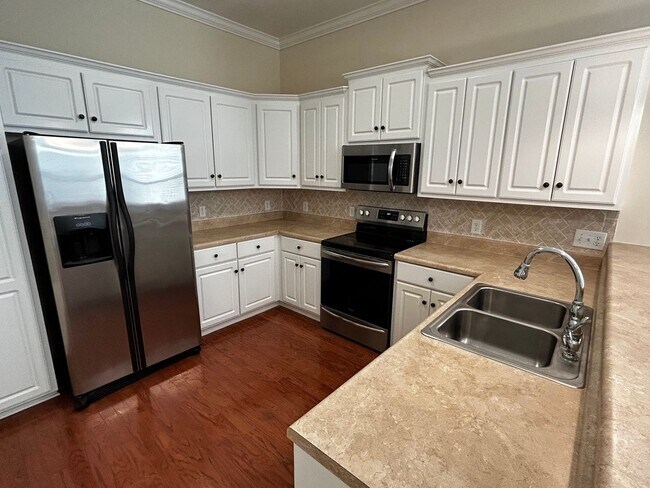 Building Photo - 2500 Grier Cir