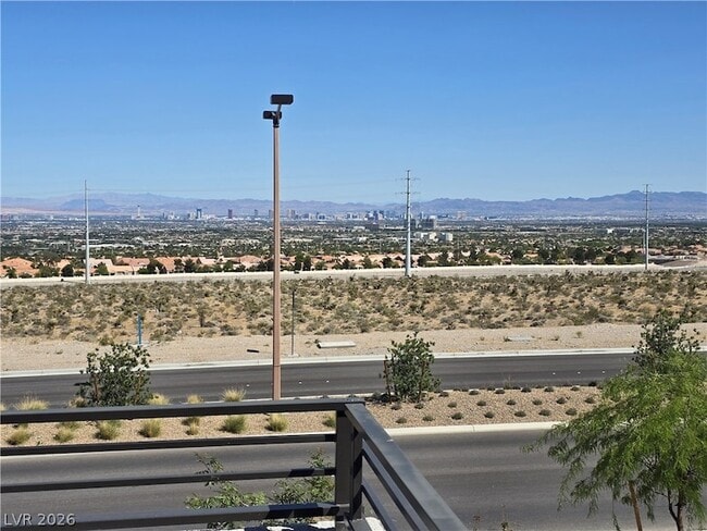 Building Photo - 1420 Song Lark Ln