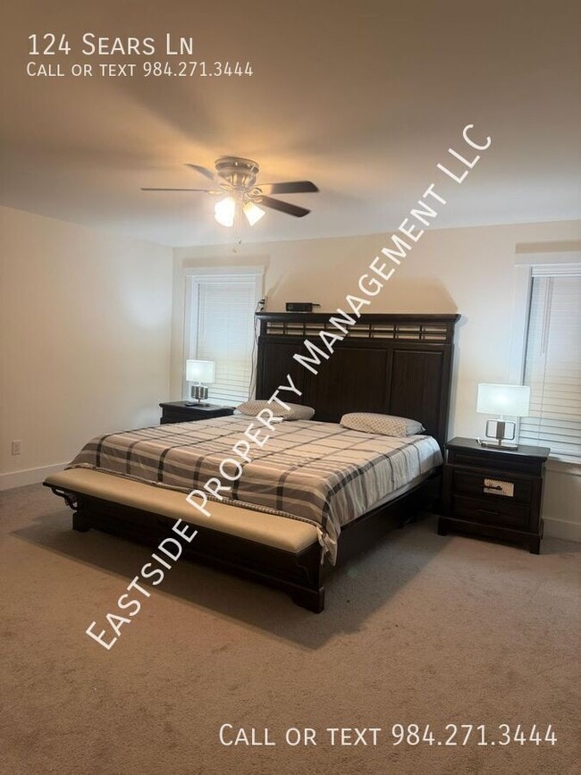 Building Photo - 124 Sears Ln