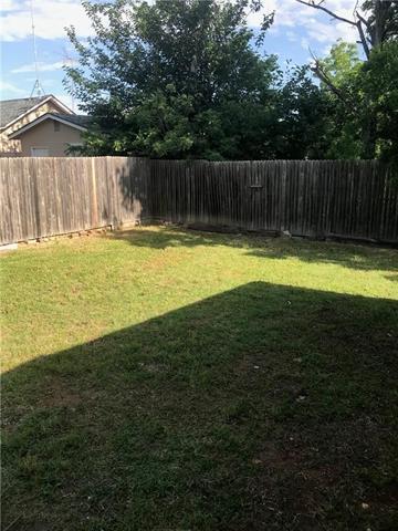 Building Photo - 105 S 3rd St