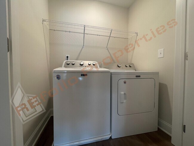 Building Photo - 6945 Outfall Point Ln