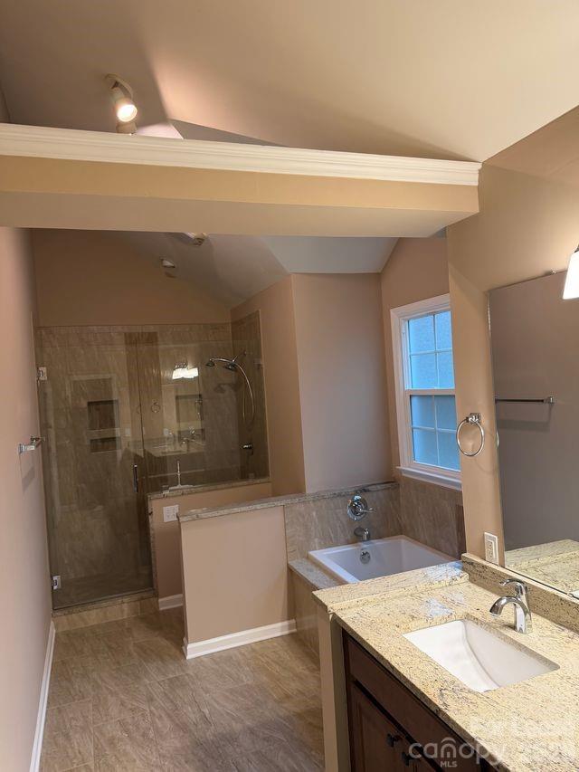 Building Photo - 9015 Carastan Dr