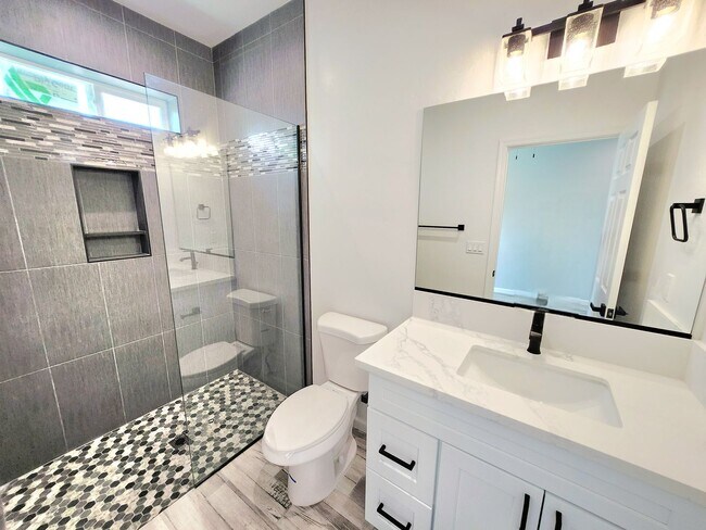 Building Photo - BRAND NEW 3/2 BATH home available for rent in Central BHC.