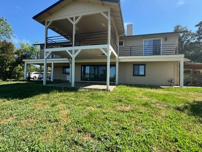 Building Photo - PRIVATE ONE OF KIND THAT SITS ATOP A HILLSIDE W/ VIEWS