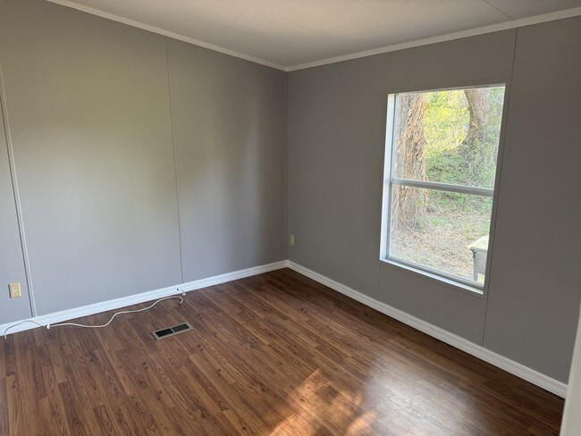 Building Photo - 7007 Glen Meadow Dr