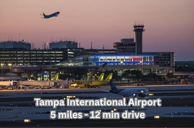 Building Photo - 1301 W Horatio St