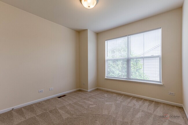 Building Photo - 409 Alpine Springs Dr