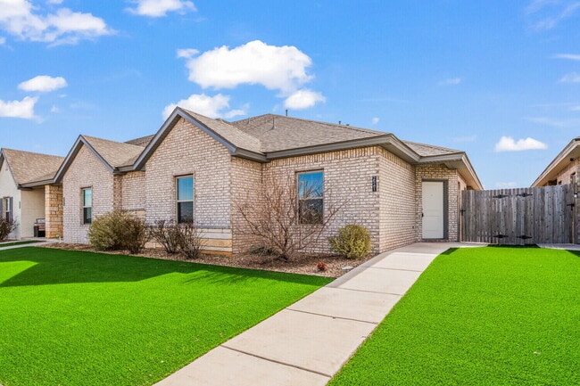 Building Photo - 2541 134th St