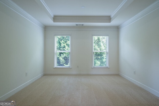 Building Photo - 1504 Woodbridge Way NE