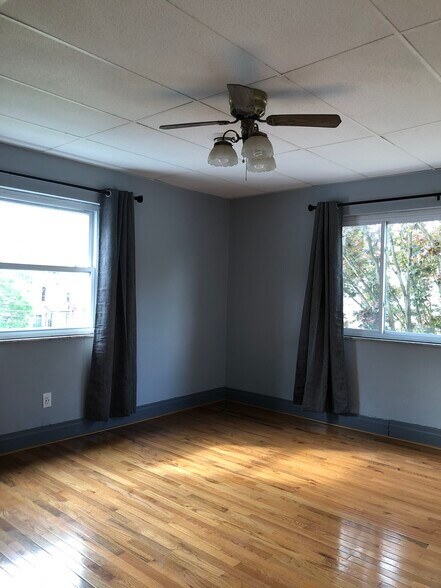 Building Photo - 5154 Cypress St