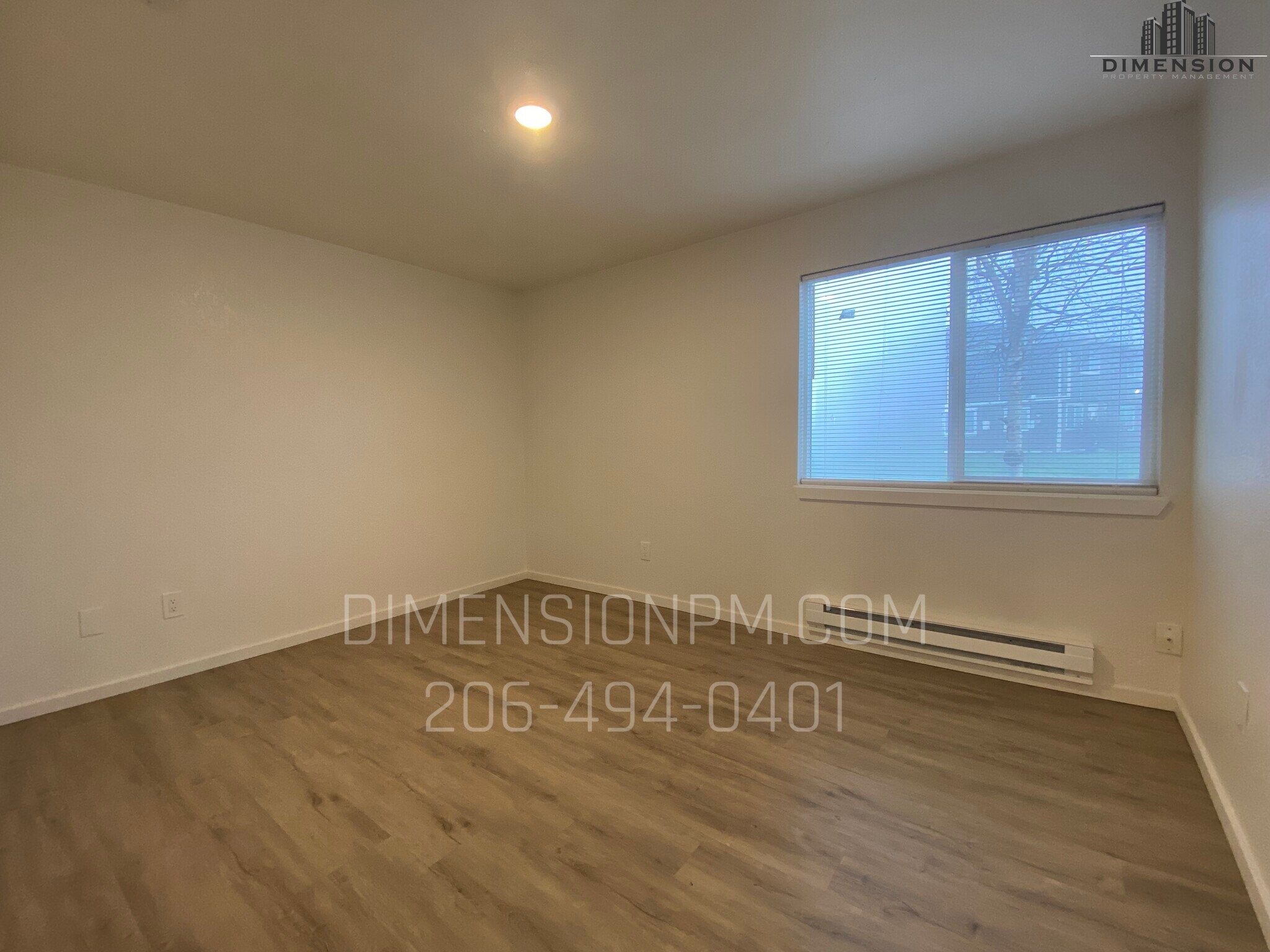 Building Photo - 102 Tacoma Blvd S