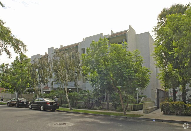 Building Photo - Menorah Terrace