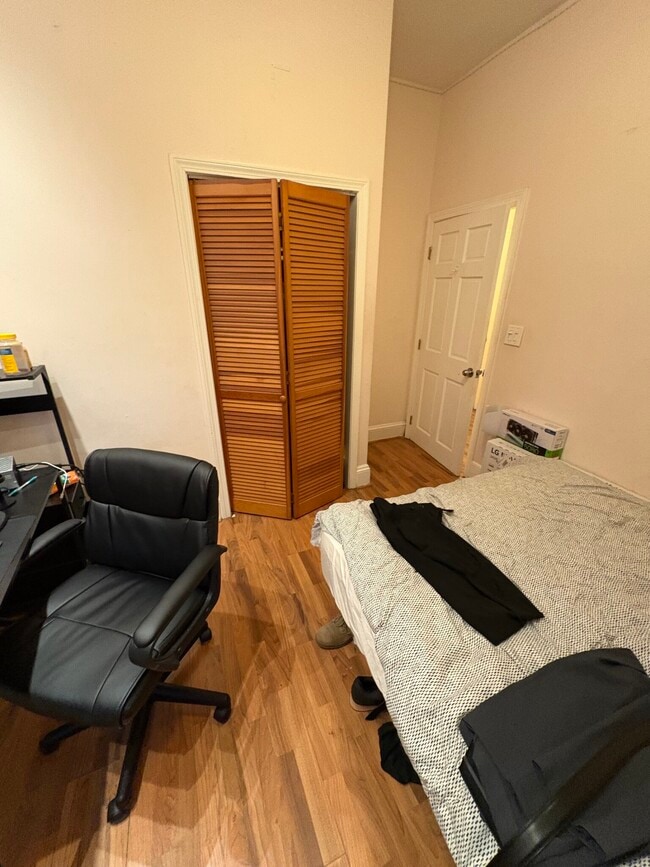 Building Photo - 860 Huntington Ave