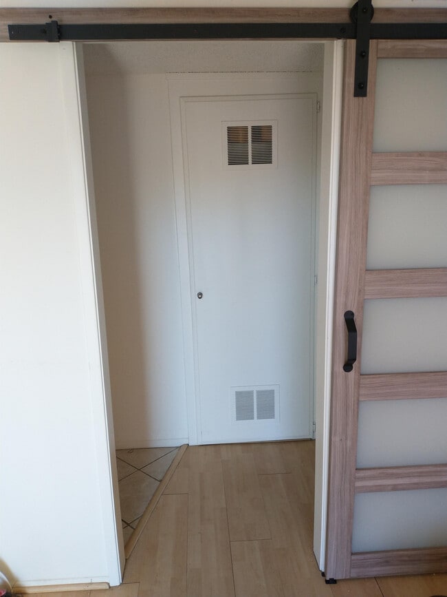 Building Photo - 5314 Los Coyotes Dr