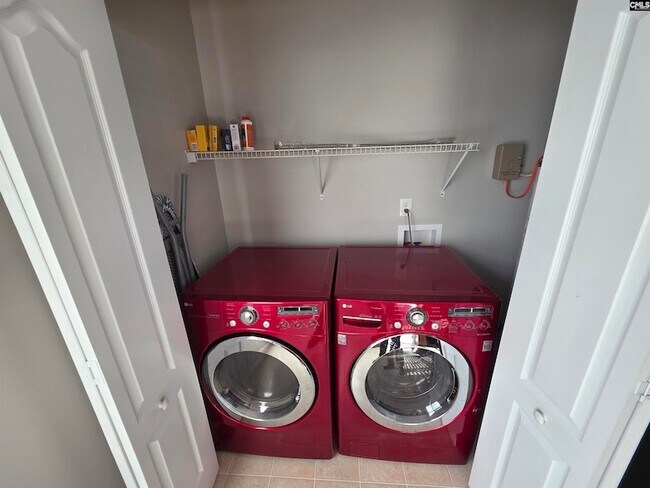 Building Photo - 165 Crassula Dr