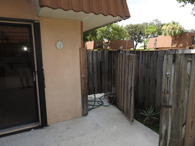 Building Photo - 246 Charter Way