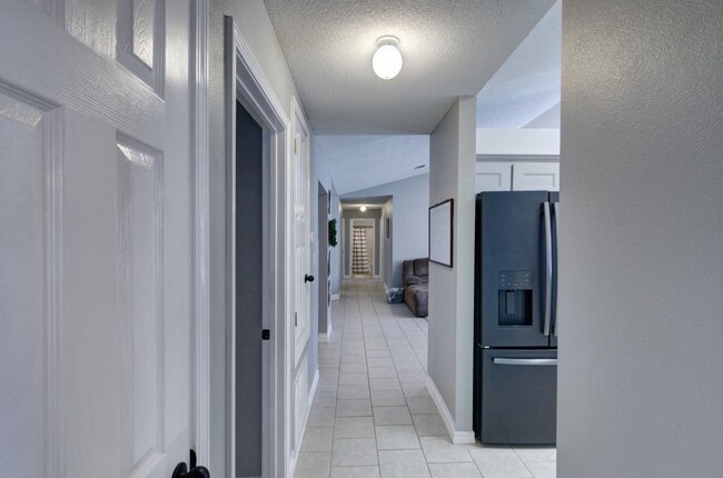 Building Photo - 8271 Branston Dr