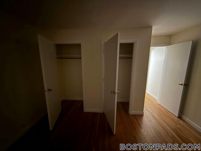 Building Photo - 66 Homer Ave