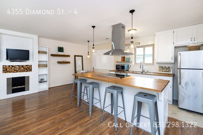Building Photo - 4355 Diamond St