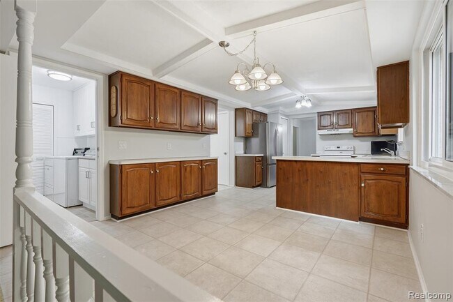 Building Photo - 1880 Welling Dr