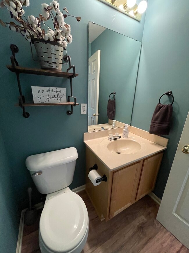 Building Photo - 7229 Mabels Way