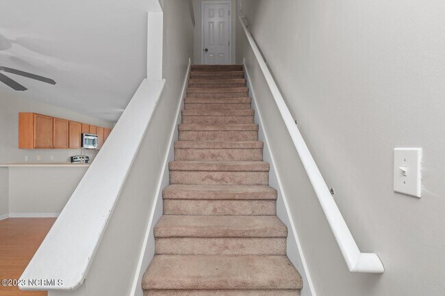 Building Photo - 9005 Banister Loop