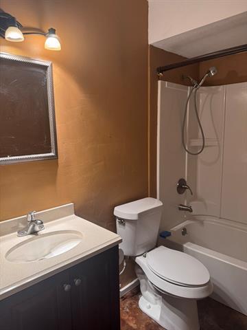 Building Photo - 6808 Fryer St