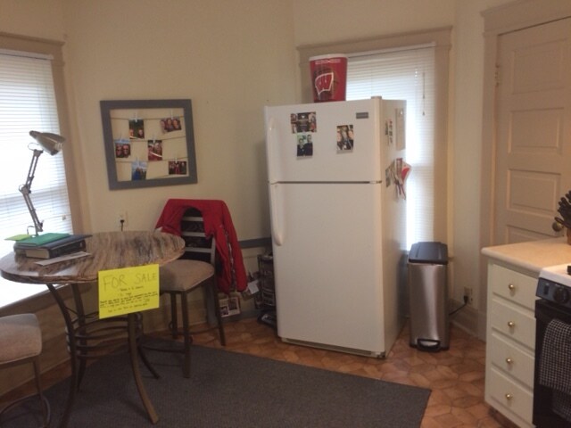 Building Photo - 124 N 38th Ave