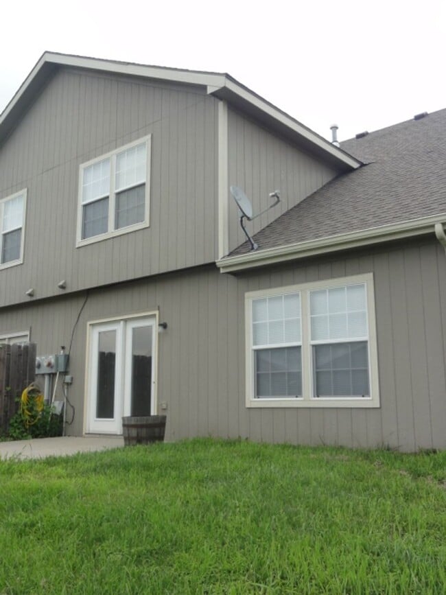 Building Photo - North Park Location