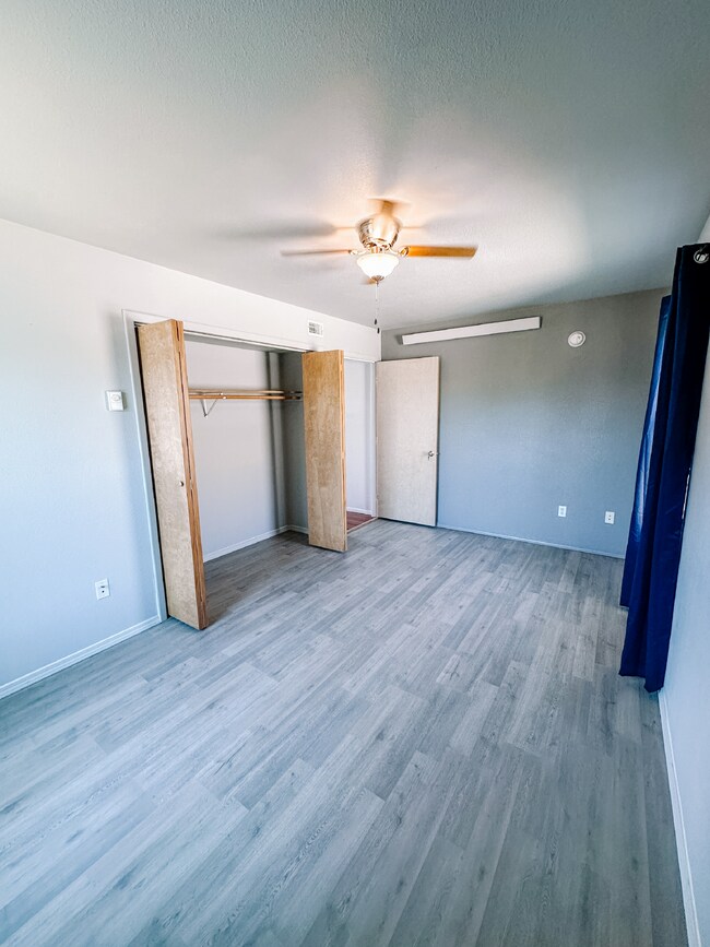 Building Photo - Charming single-level home nestled on Dillon's east side.