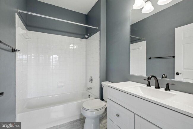 Building Photo - 42379 Goldenseal Square