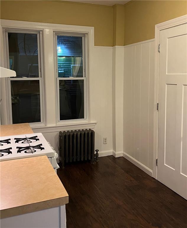 Building Photo - 121 Rutherglen Ave