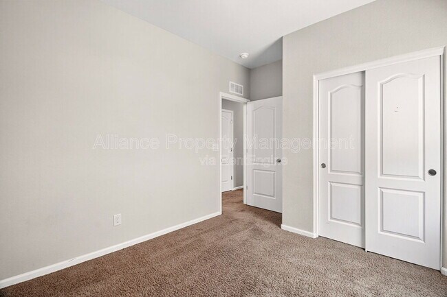 Building Photo - 10051 Seawolf Dr