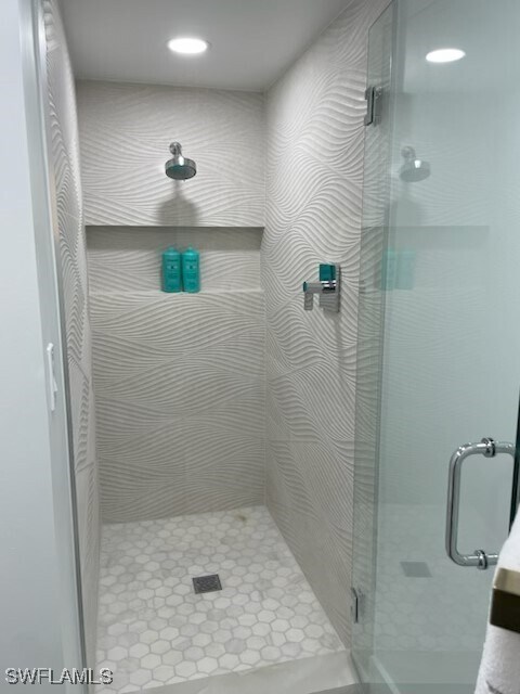 Building Photo - 6001 Pelican Bay Blvd