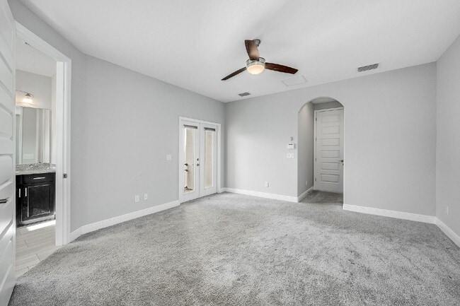 Building Photo - Live in the gorgeous, desirable Arrivas Vi...