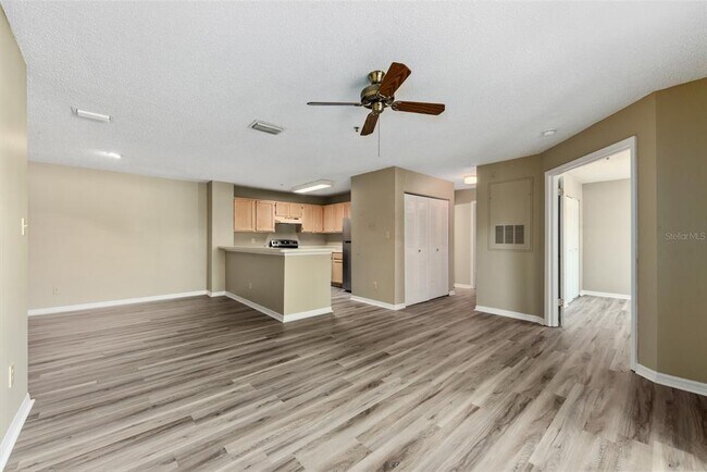 Building Photo - 4057 Crockers Lake Blvd