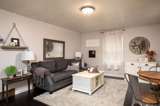 Building Photo - **Coming Soon in June** Beautifully updated Shadle Park 3 Bed 2 Bath Rancher will all the updates...