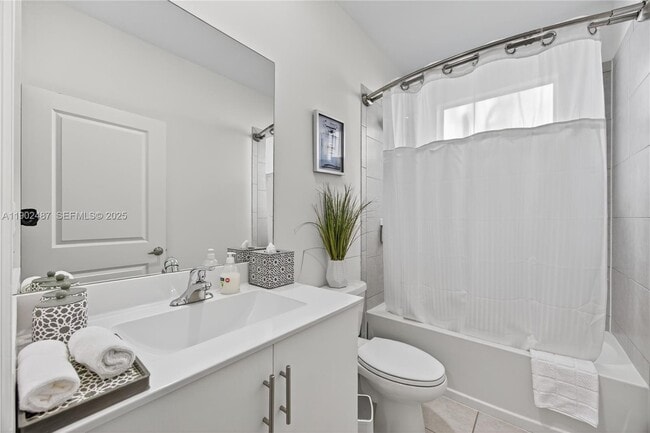 Building Photo - 21363 SW 127th Ct