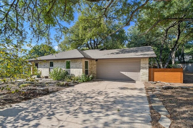 Building Photo - 2505 Comburg Castle Way