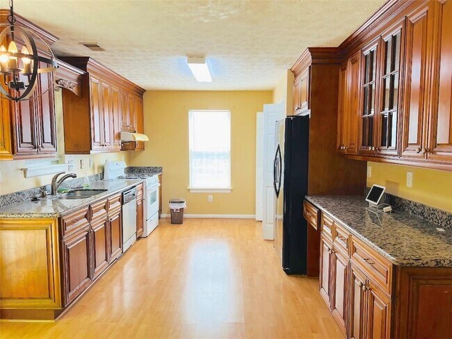 Building Photo - 3663 Willgrove Way