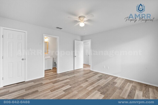 Building Photo - Lincoln 16 - 5504 Jarvis Street