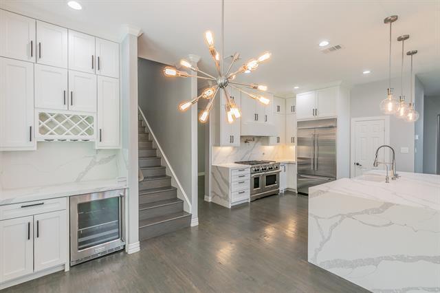 Building Photo - 2305 Beacon Hill Dr